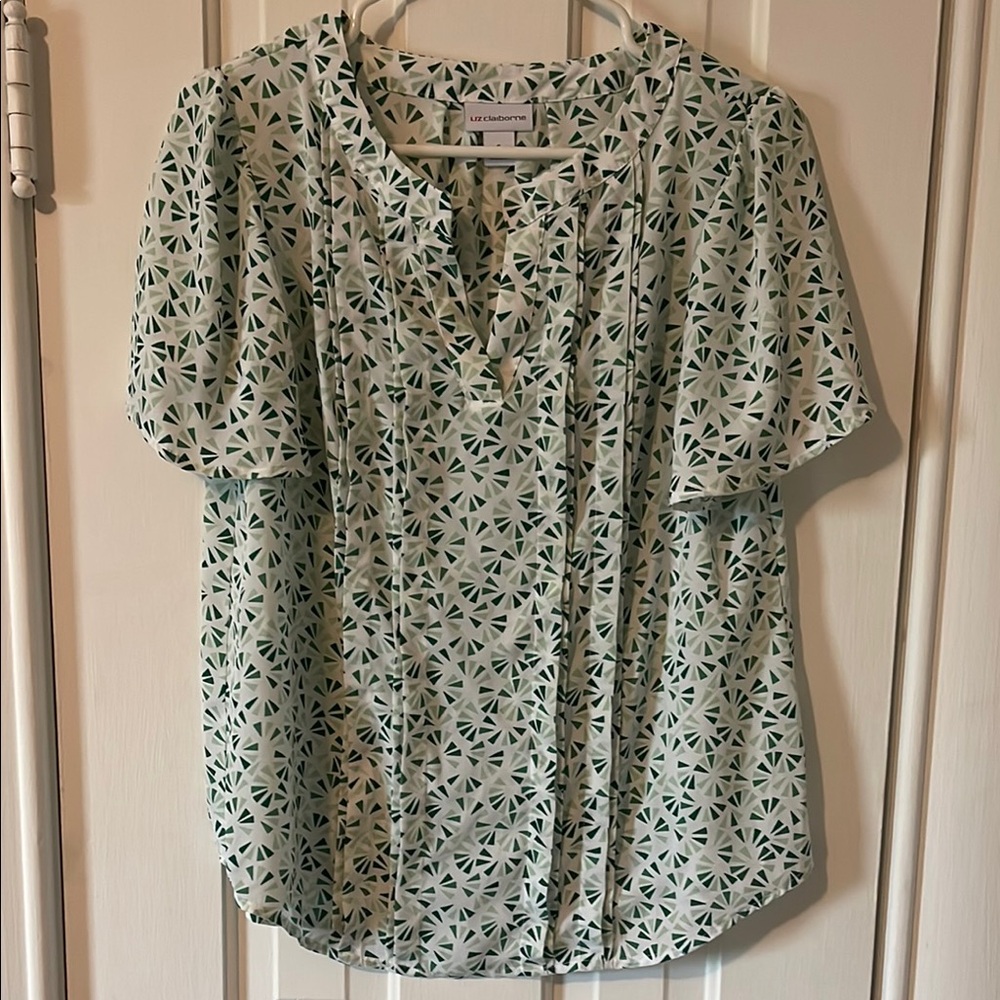 Liz Claiborne White and Green Flutter Sleeve Blouse